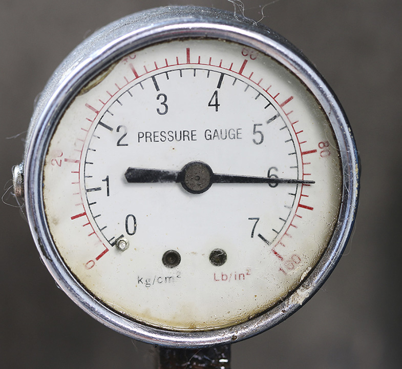 Pressure Gauge